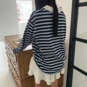 間條polo tee