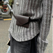腰帶卡包